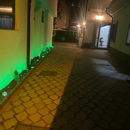 Cazan House Hostel Букурещ Екстериор снимка