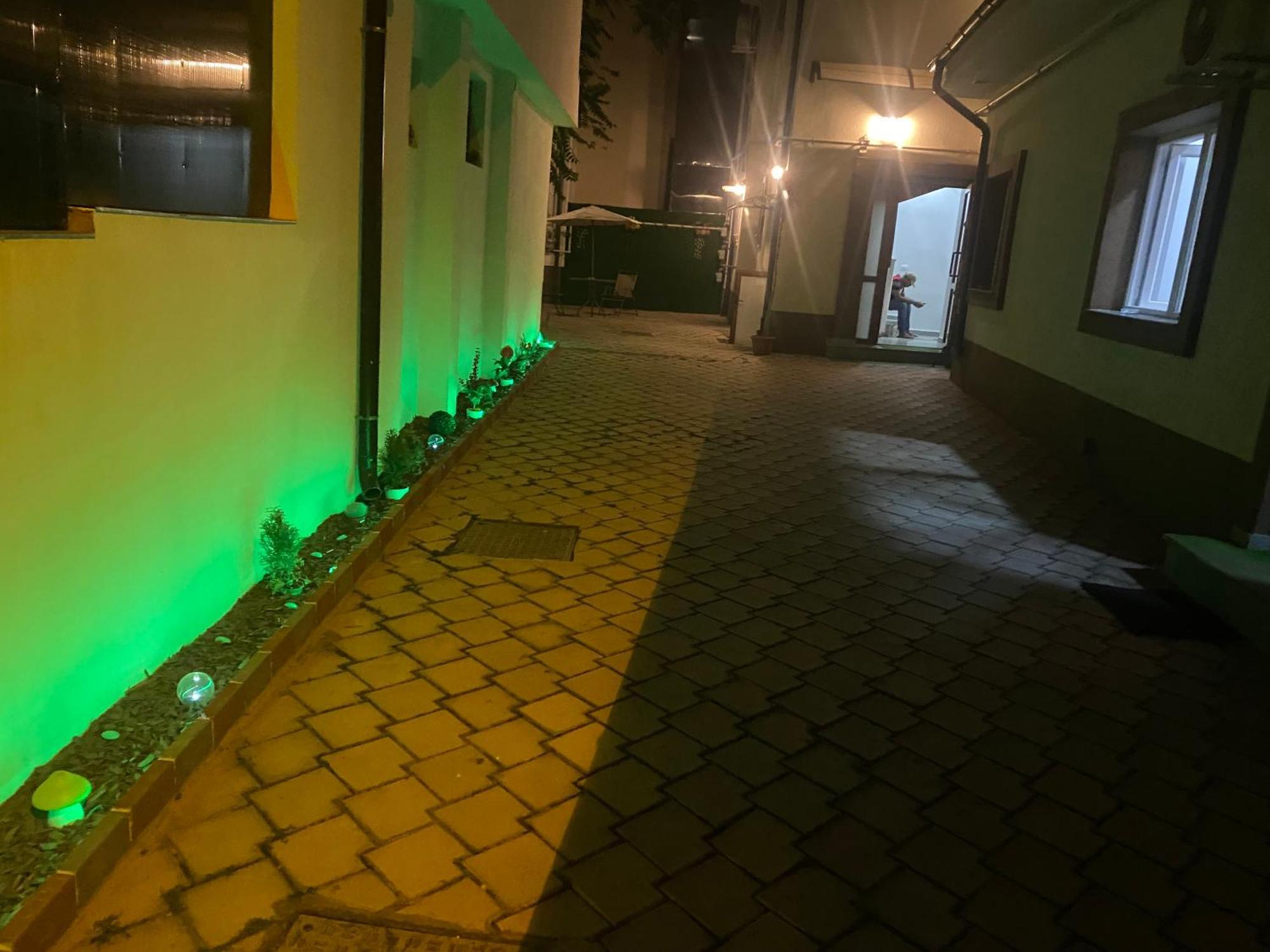 Cazan House Hostel Букурещ Екстериор снимка